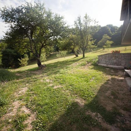 Kesta Za Gosti Cervena Yabelka Otel Vranyantsi Dış mekan fotoğraf